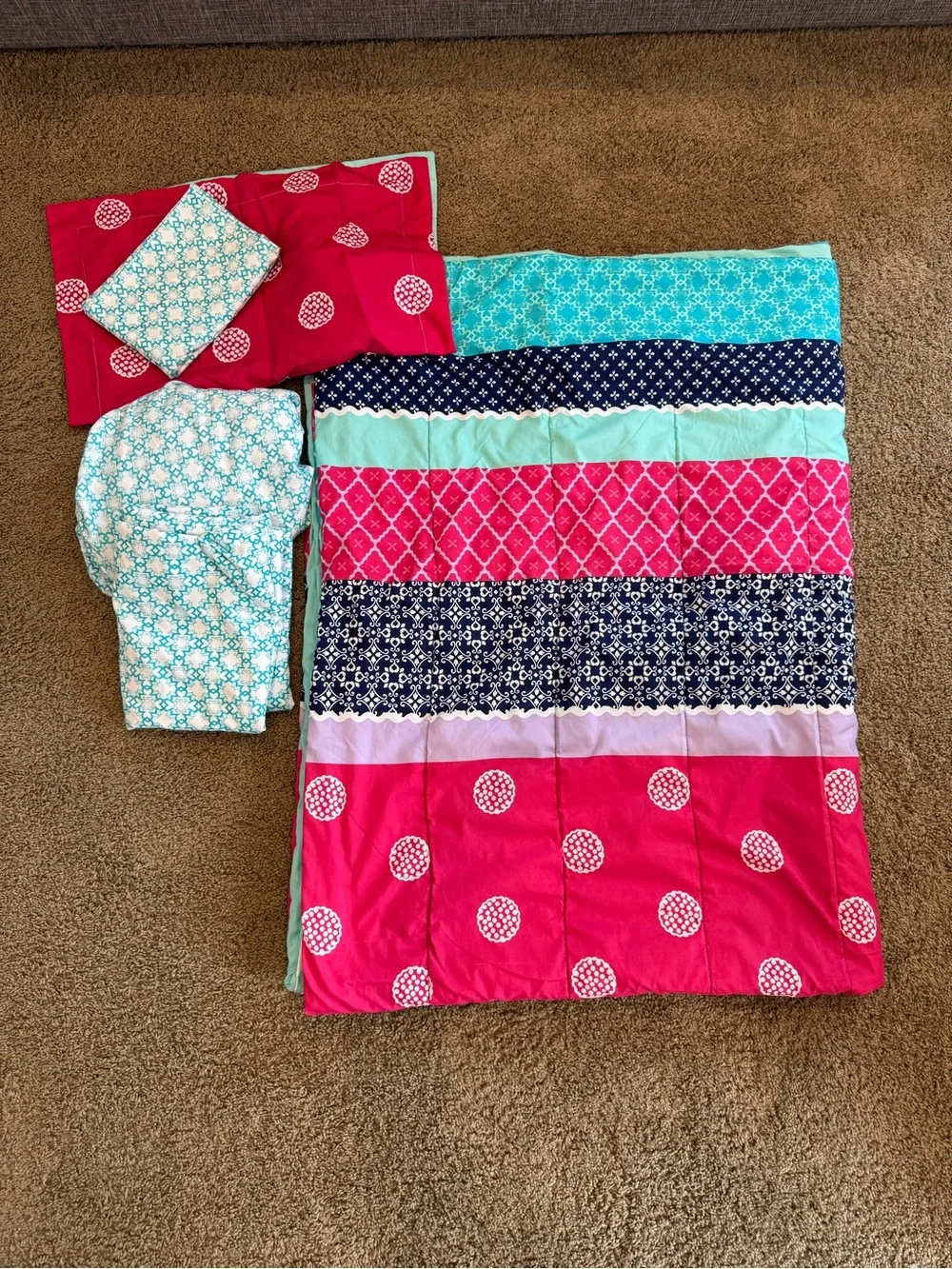 TWIN Size, 5 piece Girl’s Bedding Set